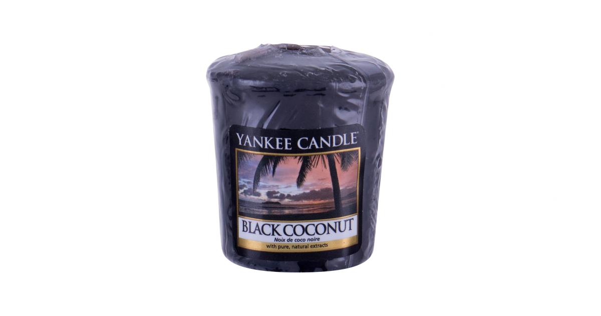 Yankee candle store black coconut