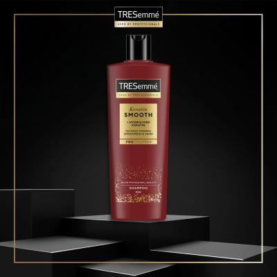 TRESemmé Keratin Smooth Shampoo Shampoo für Frauen 400 ml